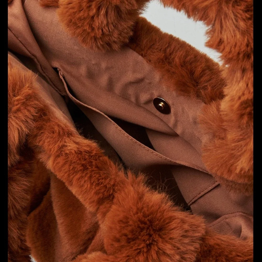 Brown Faux Fur Bag ❄️ - Picture 11 of 11